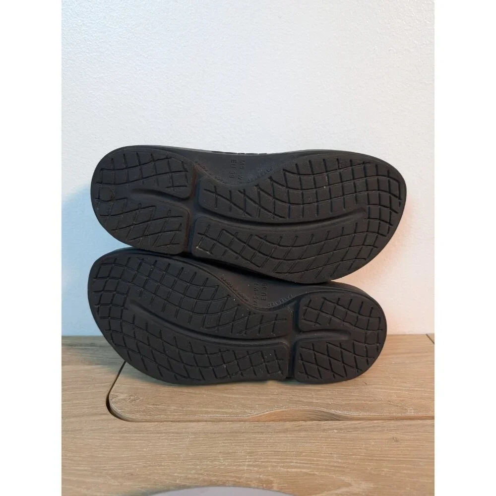 OOFOS Mens OORIGINAL Sandal Slide Flip Flop Thong Black Casual Size M5 W7